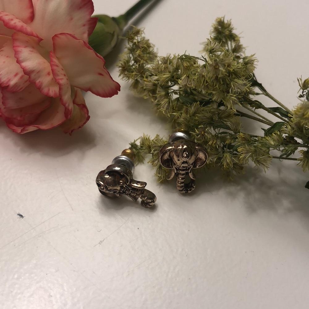 Gold elephant stud earrings